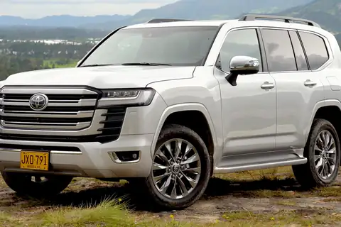 Toyota Land Cruiser, example photo